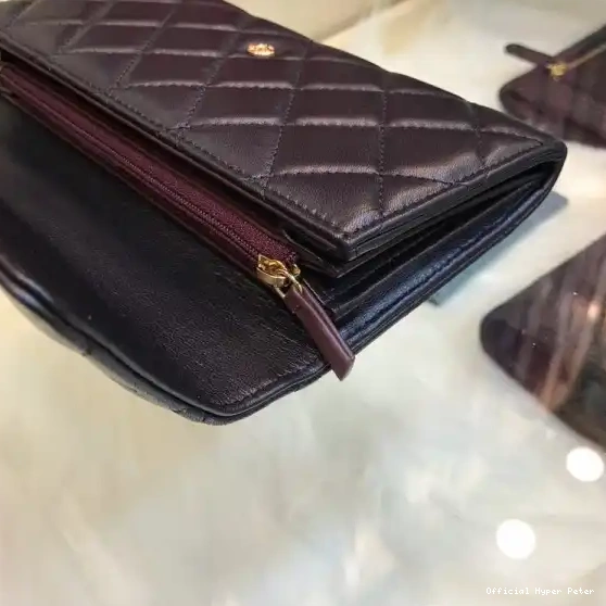 Hyper Peter CHANEL WALLET 0629